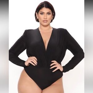Deep V Black Bodysuit NWT Fashion Nova Size 3x